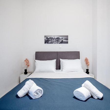 Joseph Seaside Apartment Heraklion  Exterior photo